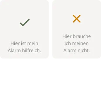 Zwei Antwortkarten zu einer Alarmsituation, darunter die Rückmeldung Stimmt genau